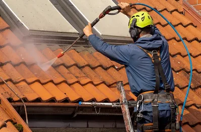 Démoussage et hydrofuge de toiture à Feyt